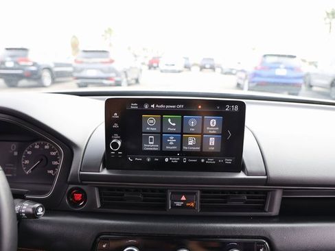 Certified 2025 Honda Pilot TrailSport image 18