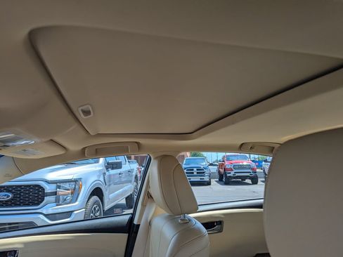 Used 2015 Toyota Avalon XLE Premium FWD image 31