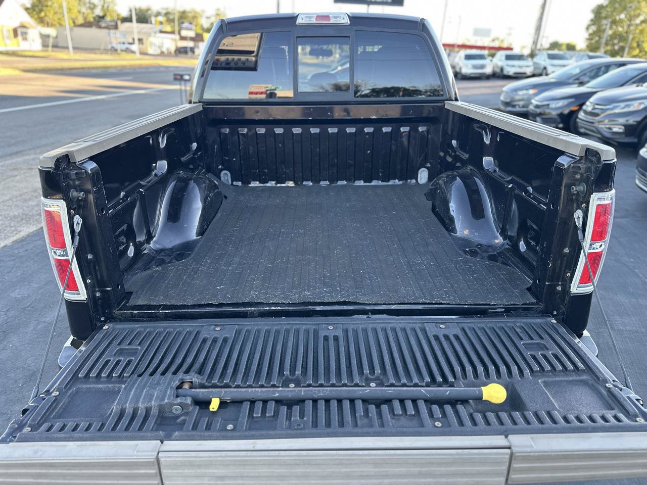 Used 2014 Ford F150 King Ranch w/ King Ranch Luxury Package AWD/4WD image 39
