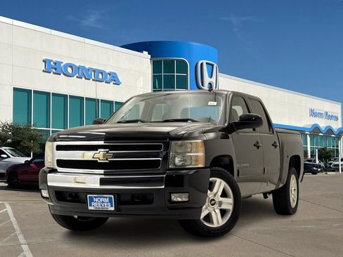 Used 2008 Chevrolet Silverado 1500 LT w/ Texas Edition RWD image 1