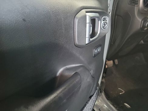 Used 2021 Jeep Wrangler Unlimited Sport AWD/4WD image 20