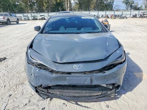 Used 2024 Toyota Prius XLE image 5