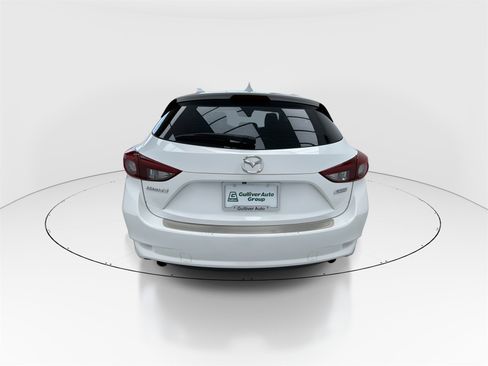 Used 2018 MAZDA MAZDA3 Grand Touring image 7
