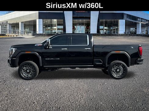 Used 2024 GMC Sierra 2500 Denali w/ Denali Reserve Package image 7