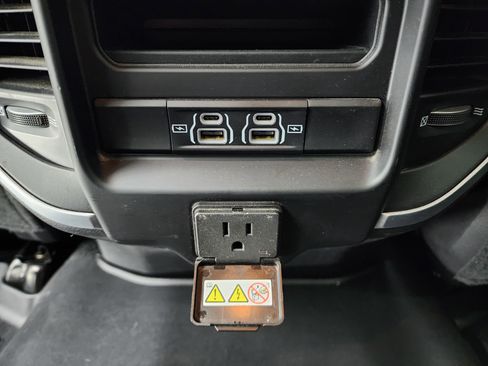 Used 2022 RAM 3500 Big Horn w/ Level C Equiment Group image 45