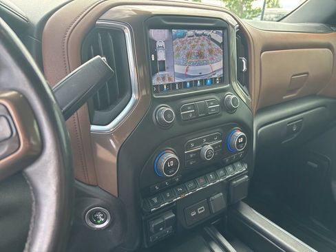 Used 2023 Chevrolet Silverado 3500 High Country w/ Z71 Off-Road Package AWD/4WD image 8