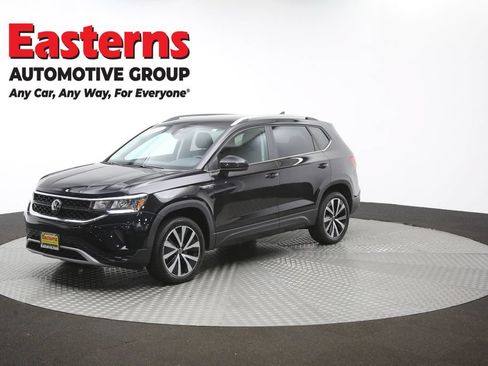 Used 2024 Volkswagen Taos SE FWD image 53