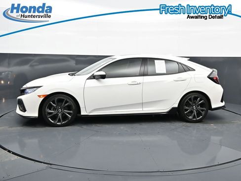Used 2018 Honda Civic Sport Touring image 6