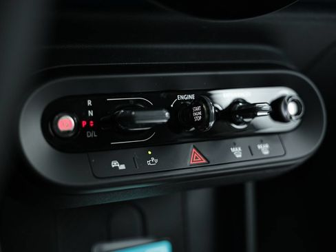 New 2026 MINI Cooper 4-Door Hardtop FWD image 41