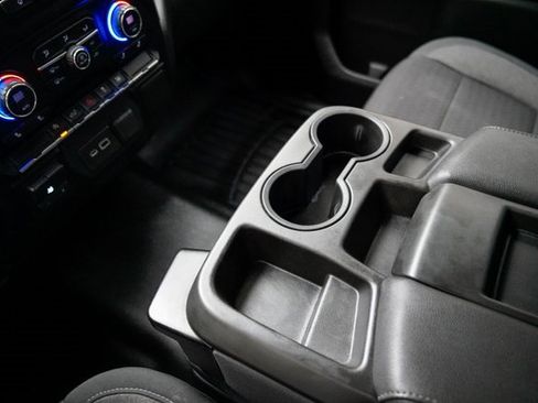 Used 2021 Chevrolet Silverado 1500 LT image 30