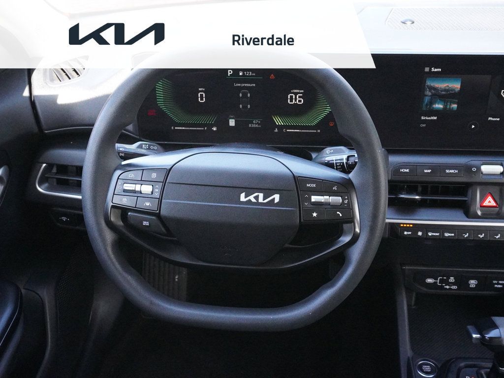 Used 2025 Kia K4 FWD image 37
