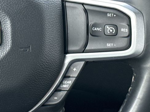 Used 2022 RAM 1500 Big Horn AWD/4WD image 19