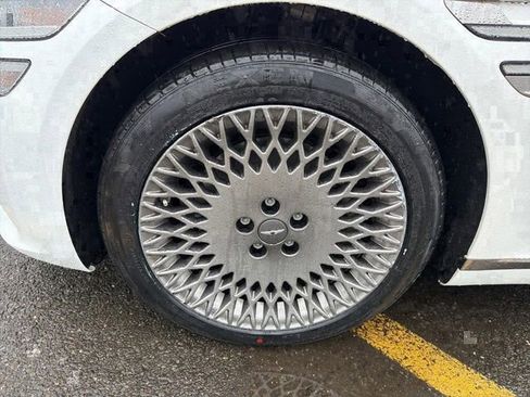 Used 2022 Genesis G80 2.5T w/ Advanced Package image 5