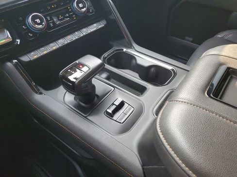 Used 2022 GMC Sierra 1500 AT4 w/ AT4 Premium Package AWD/4WD image 20