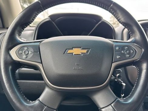 Used 2018 Chevrolet Colorado Z71 RWD image 33