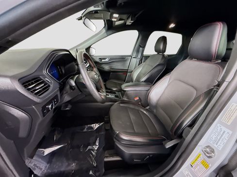 Used 2025 Ford Escape ST-Line w/ Tech Pack #1 FWD image 22