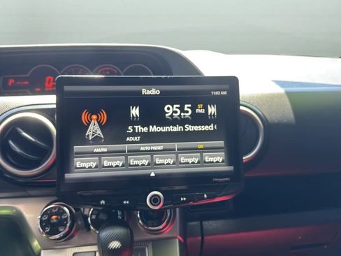 Used 2014 Scion xB FWD image 12