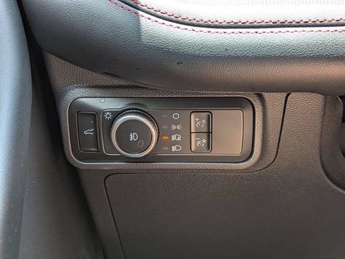 Used 2025 Ford Explorer ST AWD/4WD image 28