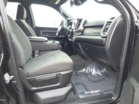 Used 2024 RAM 2500 Big Horn w/ Night Edition image 40