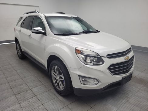 Used 2017 Chevrolet Equinox Premier w/ Enhanced Convenience Package AWD/4WD image 13