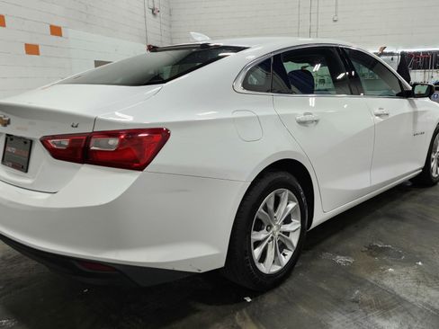 Used 2023 Chevrolet Malibu LT image 17
