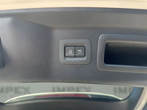 Used 2024 MAZDA CX-90 3.3 Turbo w/ Preferred Plus image 31