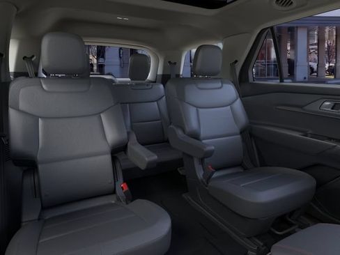 Used 2026 Ford Explorer Active w/ Active Comfort Package AWD/4WD image 11