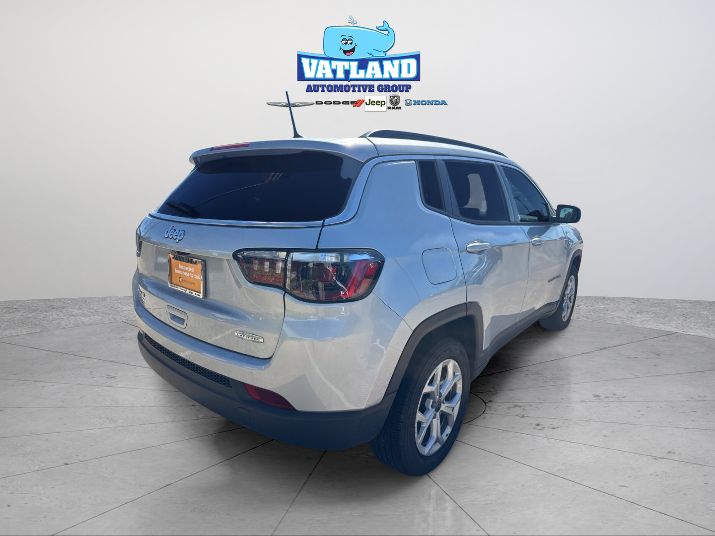 Certified 2025 Jeep Compass Latitude AWD/4WD image 5