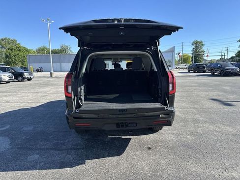 Used 2025 Ford Expedition Max Active AWD/4WD image 22