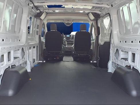 New 2025 Ford Transit 350 148 Low Roof image 18