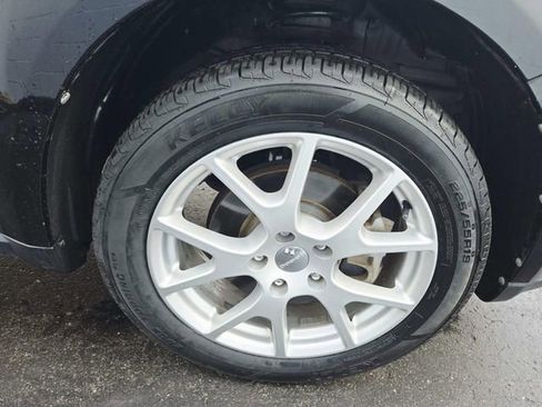 Used 2014 Dodge Journey SXT w/ Flexible Seating Group image 15