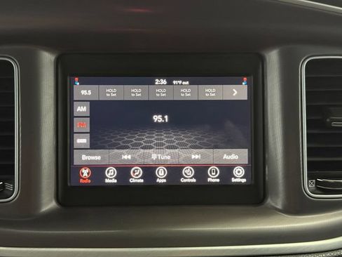 Used 2022 Dodge Charger SXT w/ Leather Interior Group RWD image 16