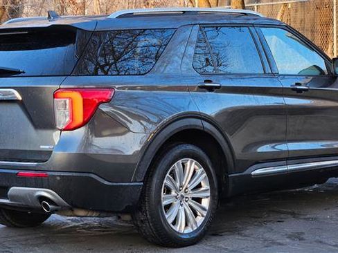 Used 2020 Ford Explorer Limited w/ Class III Trailer Tow Package image 5