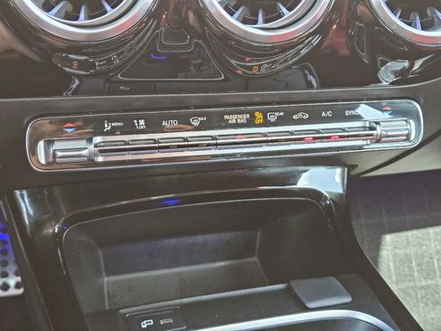 Certified 2023 Mercedes-Benz CLA 250 4MATIC image 17