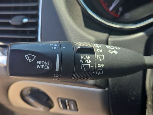 Used 2018 Dodge Durango SXT w/ 3rd Row Seating Group RWD image 22