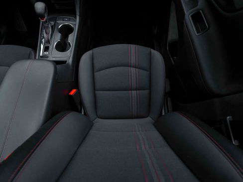 Used 2023 Chevrolet Equinox RS image 61