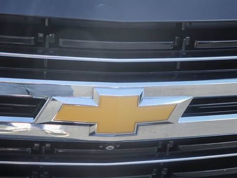 Used 2024 Chevrolet Tahoe LT w/ Luxury Package RWD image 5