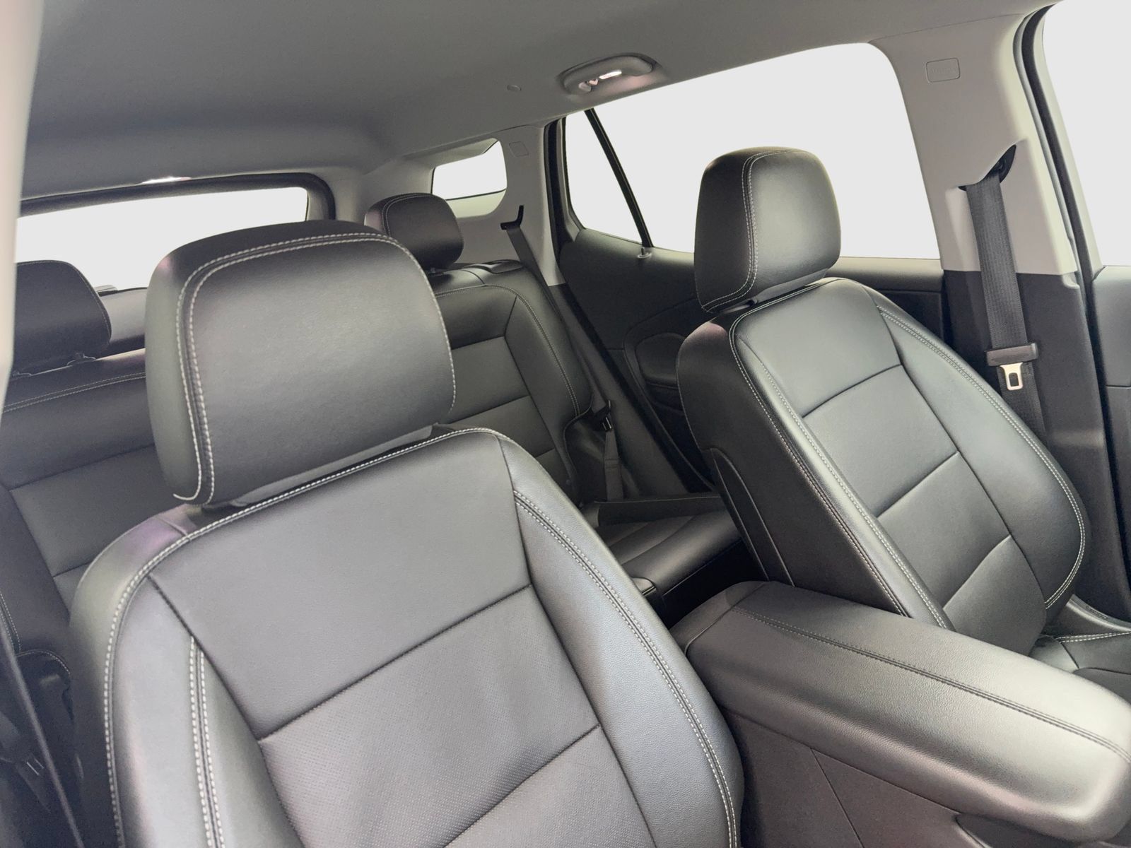 Used 2024 GMC Terrain SLT FWD image 41