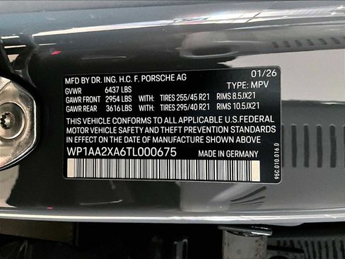 New 2026 Porsche Macan 4 Electric image 31