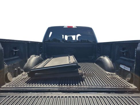 Used 2018 Ford F150 XLT w/ Equipment Group 302A Luxury AWD/4WD image 29