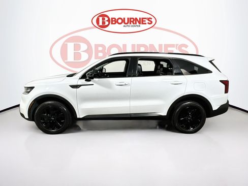 Used 2021 Kia Sorento S w/ Panoramic Sunroof Package AWD/4WD image 8