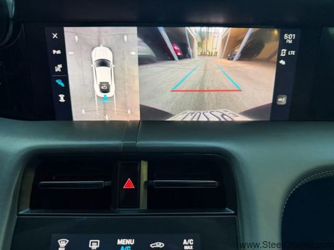 Used 2022 Porsche Taycan image 28