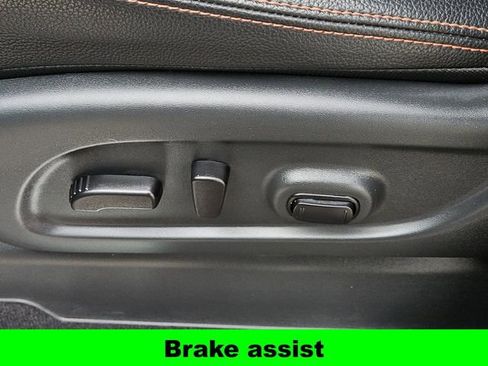 Used 2023 Nissan Titan PRO-4X w/ Pro-4x Convenience Package image 34