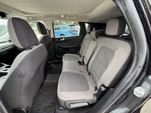Used 2021 Ford Escape SE w/ SE Sport Appearance Package FWD image 29