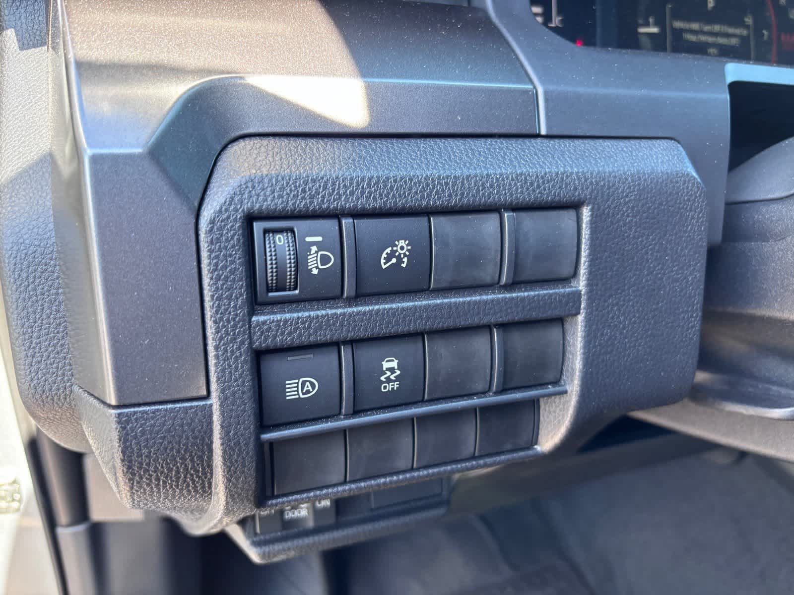 Used 2026 Toyota Tacoma SR5 AWD/4WD image 16