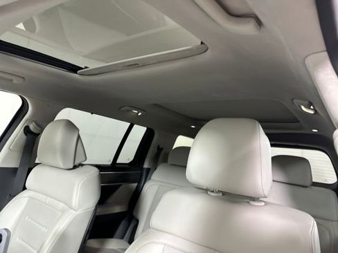 Used 2024 Hyundai Santa Fe Calligraphy image 12