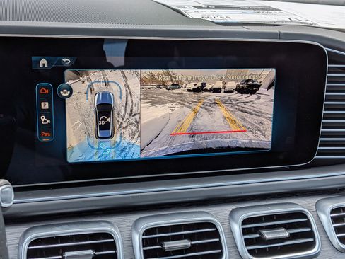 New 2026 Mercedes-Benz GLE 63 AMG S image 12