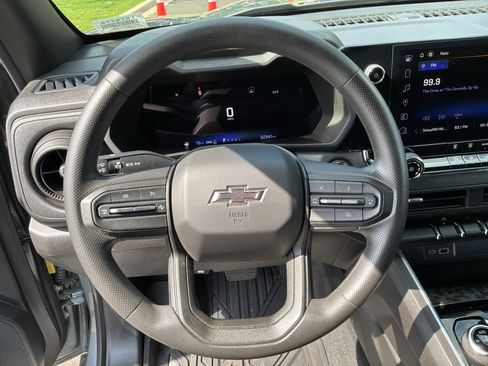 Used 2023 Chevrolet Colorado Trail Boss w/ Safety Package AWD/4WD image 18