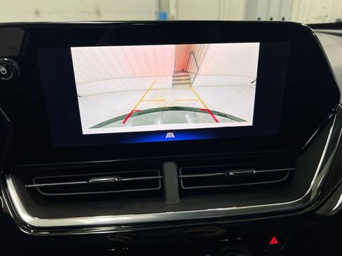 New 2026 Chevrolet Trax RS w/ Sunroof Package image 15