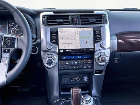Used 2022 Toyota 4Runner Limited image 9